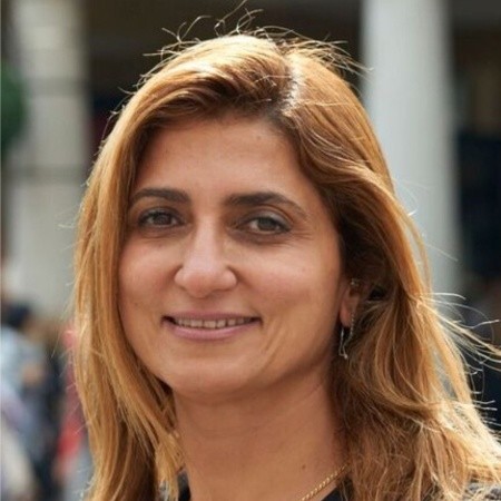 Nadia Bazzaz - Arab lawyer in Edgware GB-MDX